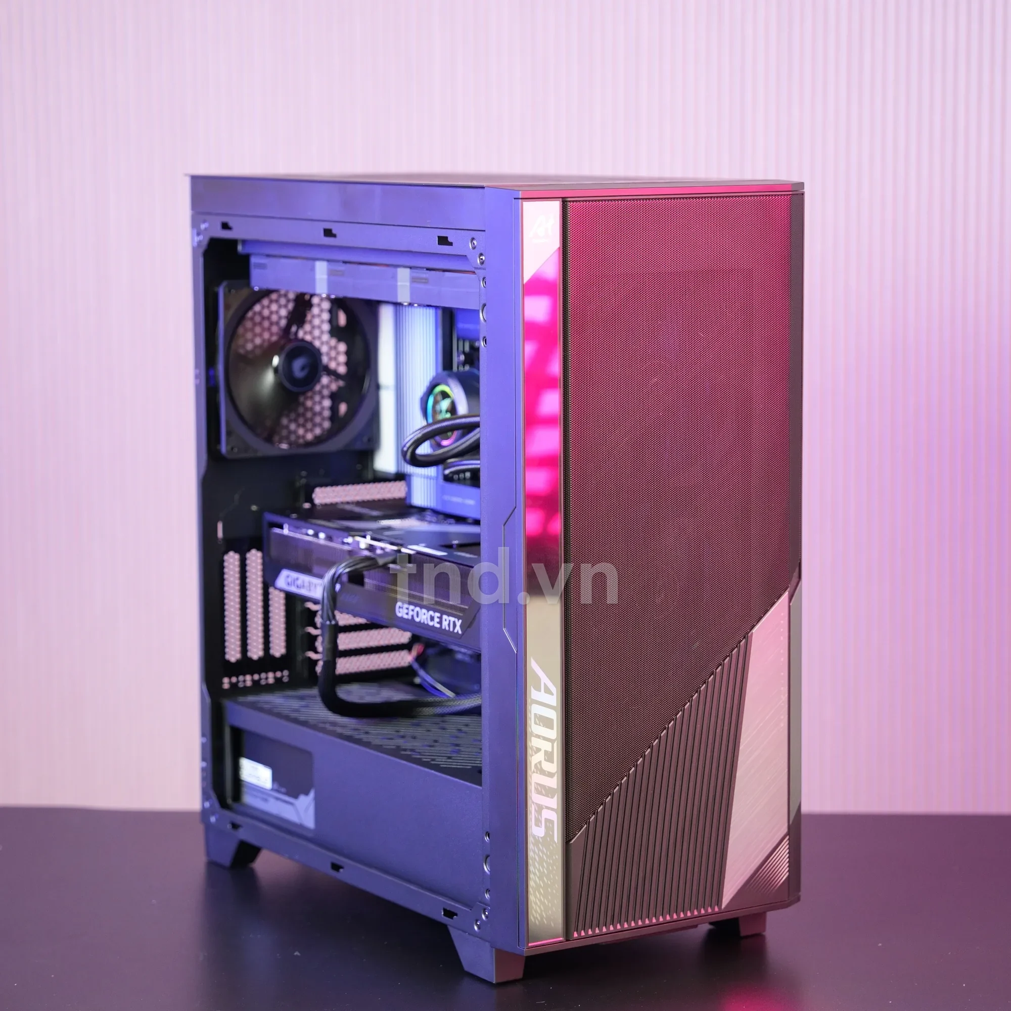 Hông kính GIGABYTE AI TOP 100 Z890
