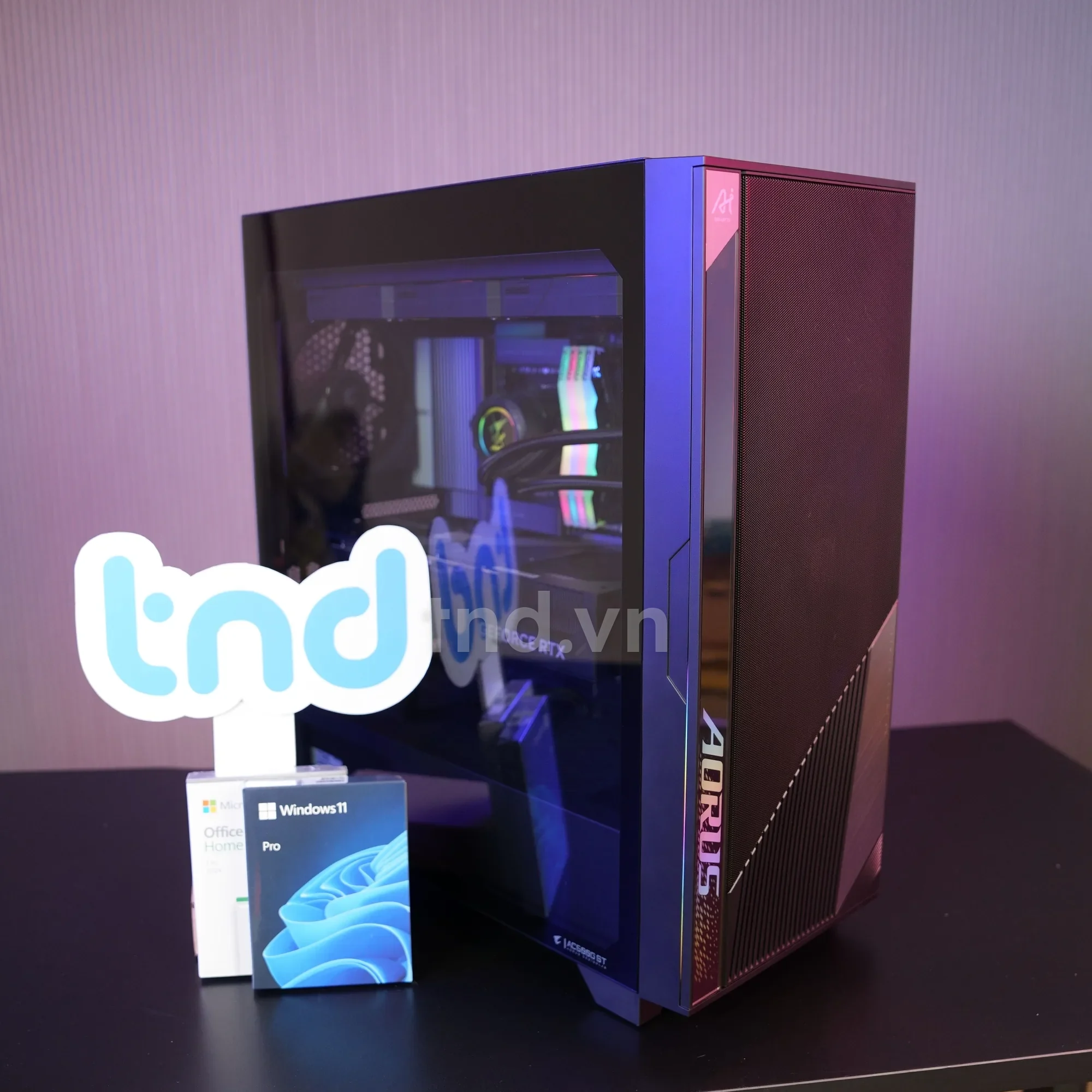 Mặt trước máy trạm AI GIGABYTE AI TOP 100 Z890