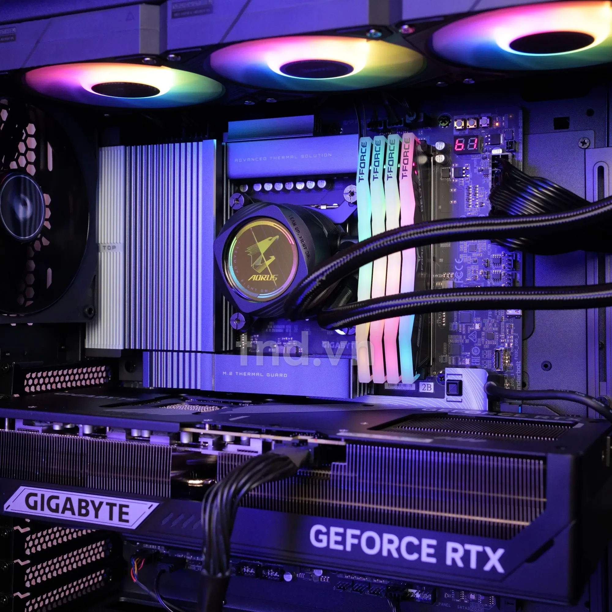 Card GIGABYTE RTX 5090 WINDFORCE OC 32G